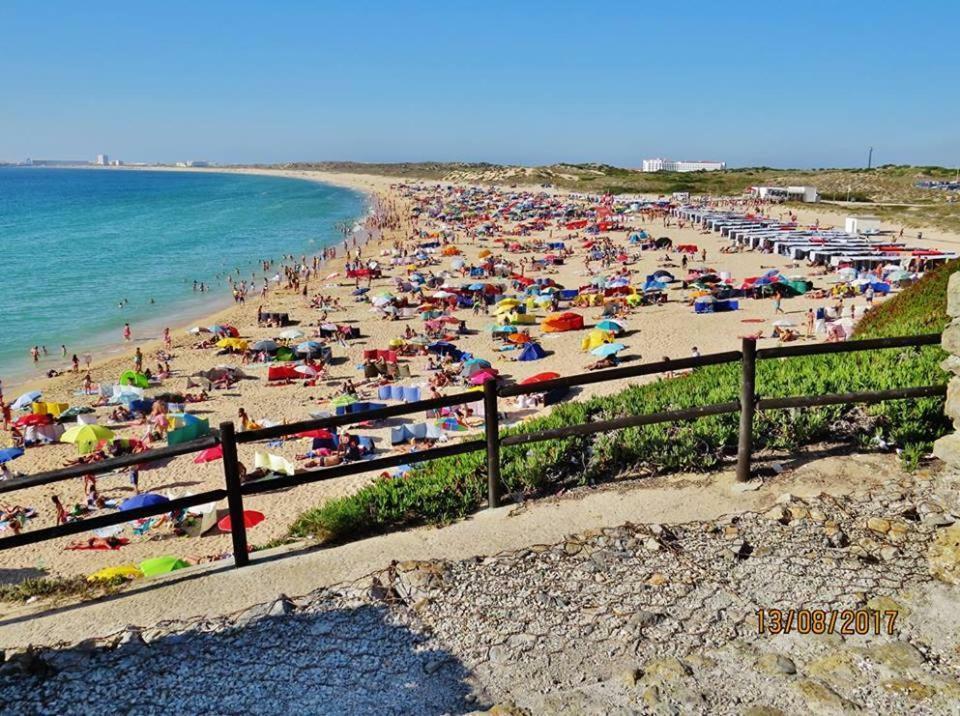 Estrela Do Mar - 100M Da Praia เปนิช ภายนอก รูปภาพ